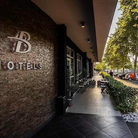 贝尔格莱德b酒店 酒店